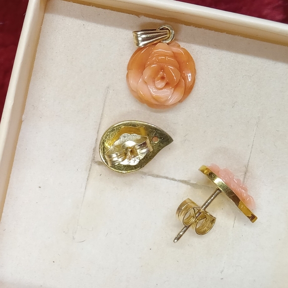 HOST PICK Antique Rose Carved Angel Skin Coral G.F. Post Earrings & Pendant Set - Picture 7 of 11